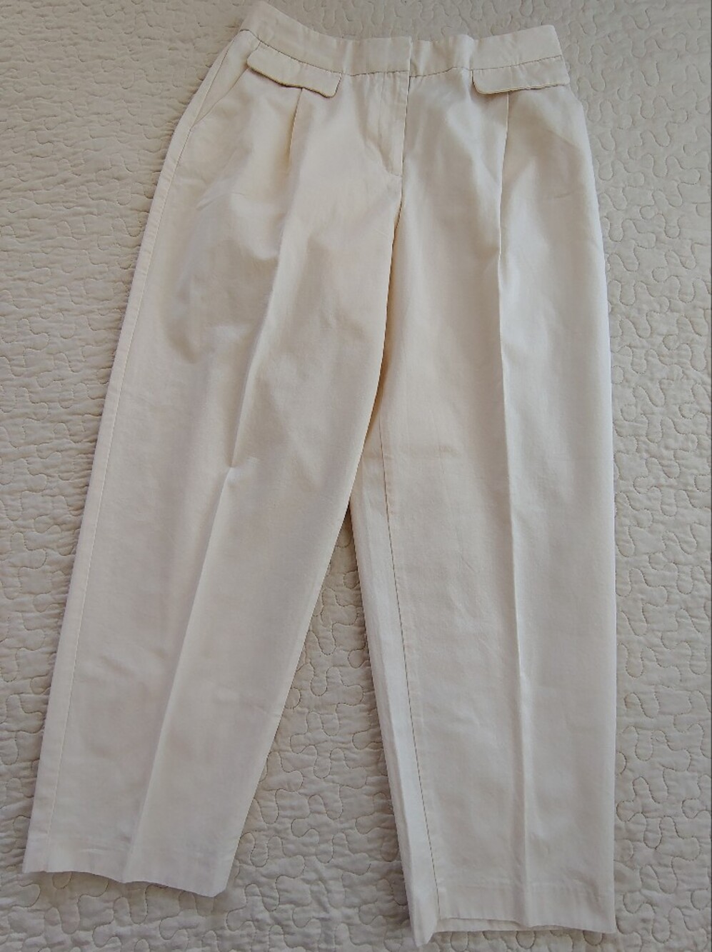 Zara Women's Cream Pleated Chino Pants